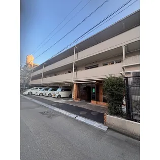 上杉パークマンション204号室【2階】の外観