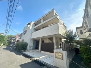 メゾン ラ・ピエール早稲田【3階】の外観