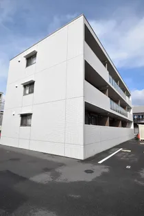 岡山県岡山市北区南方3【マンション】の外観