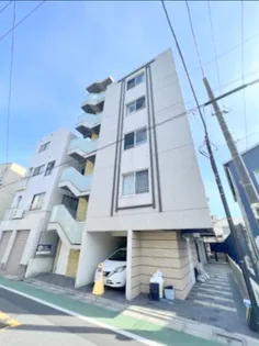 アルテシモフィリーフの画像