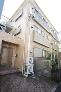 エスポワール新宿【2階】の外観