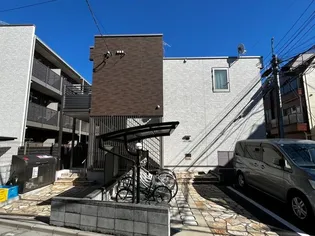 クレイノスヨンの画像