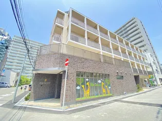 フォレスタ カササギの画像