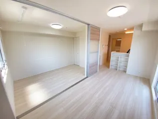 ル カリーナ【3階】の居間