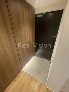 エクセルシオール新宿河田町【2階】の玄関