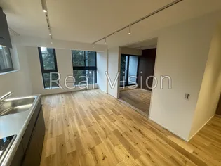 エクセルシオール新宿河田町【2階】の居間