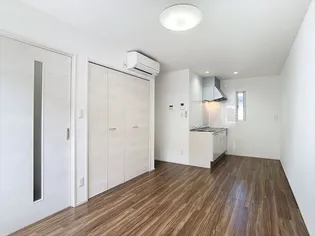 ジョイM2【1階】の居間