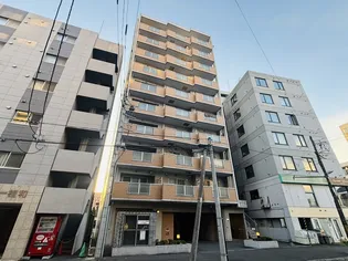 レフィ-ナ円山【4階】の外観