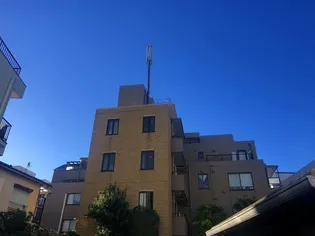 ローズガーデン池尻【1階】の外観