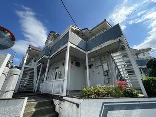 美しの森ハウスB棟【2階】の外観