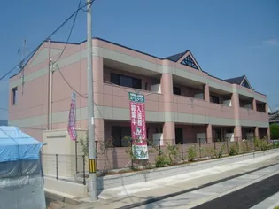 トロイメライ【1階】の外観