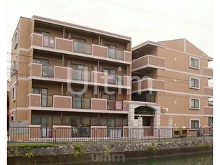 メゾンチェリー(イースト)【3階】の外観