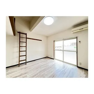 ドリーム1【2階】の居間