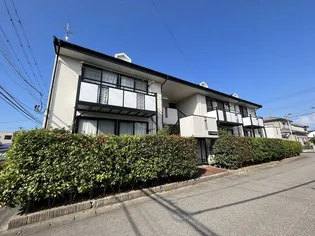 新潟県新発田市新栄町1【アパート】の外観