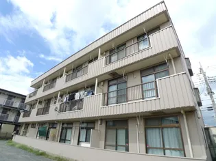 エステ-トドミ-ル【2階】の外観