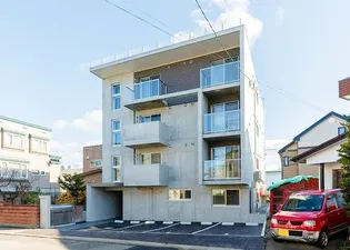 トロワセリーヌ【4階】の外観