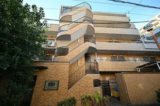 東京都板橋区前野町2【マンション】の外観