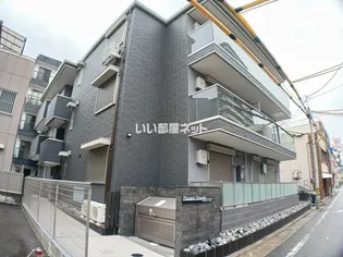 パサログランデ中安井【1階】の外観