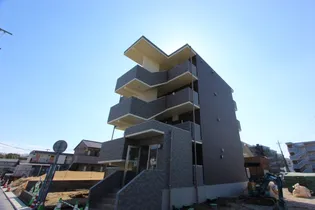 Dream One春日【3階】の外観