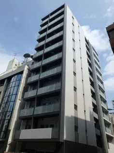 東京都中央区日本橋本町4【マンション】の外観