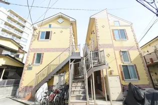 神奈川県横浜市南区井土ケ谷中町【アパート】の外観