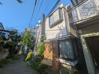 チャチャ【2階】の外観