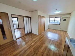 セピアコート【2階】の居間