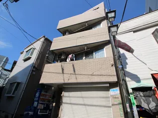 Cadenza【2階】の外観