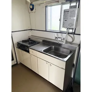 アーバン西青山【1階】のキッチン