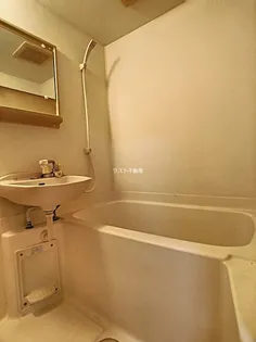 エリザホール【3階】の内装