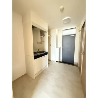 フェイム【1階】の玄関