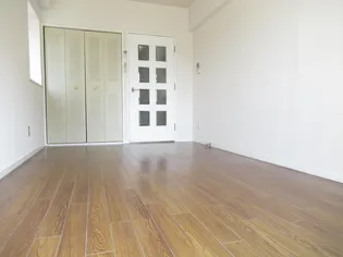 ニュー八景コープ【2階】の居間