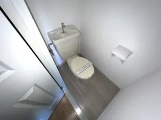 クレッシェンド岸地【2階】の内装