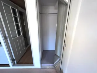 クレッシェンド岸地【2階】の内装