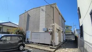 レオパレスオンネリスース【2階】の外観