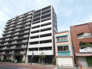 東京都荒川区東日暮里4【マンション】の外観