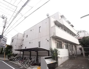プルニエガーデン【3階】の外観