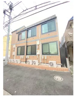 ルームズ東中野【1階】の外観