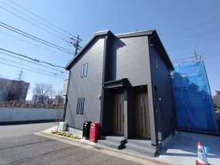 パークサイドプルメリア【2階】の外観