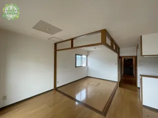 パルテールさくら館【5階】の居間