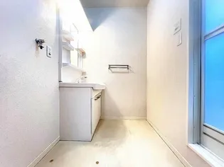 シャーメゾン Shine【2階】の内装