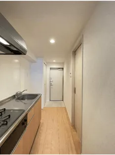 アオトゥーレ吉塚【1階】の玄関