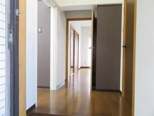 さくらハイツIII【1階】の玄関