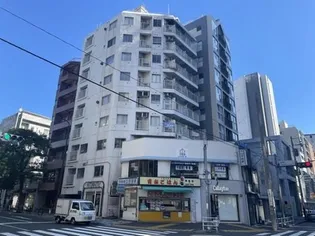 東京都港区南青山6【マンション】の外観