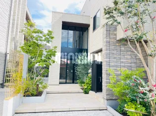 スピラーレ モンスの画像