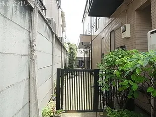 ハイムウィステリア西久保【1階】の外観