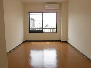 ワークビレッジ【2階】の居間