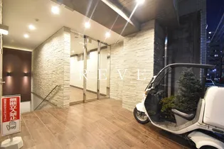 ISLA VISTA日本橋の画像