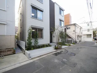 ソレイユ池袋【3階】の外観