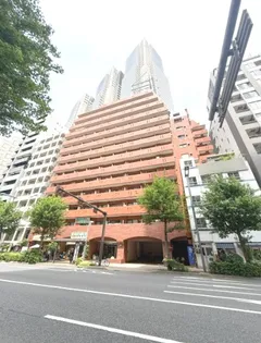 東京都新宿区西新宿3【マンション】の外観